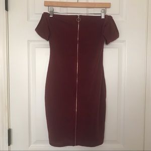 NWOT OFF THE SHOULDER RIBBED KNIT DRESS